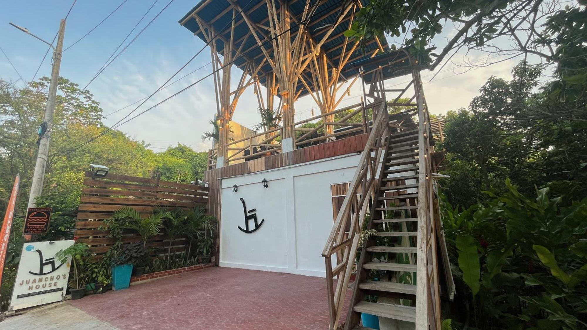 Tayrona Juancho'S House Hostel & Coworking Лос Наранхос Екстериор снимка